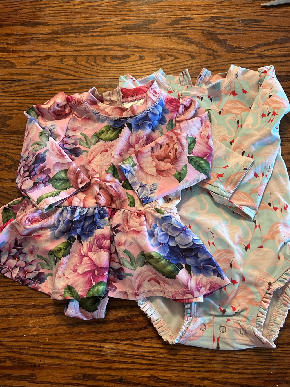 Posh Peanut & Rufflebutt swim 3T